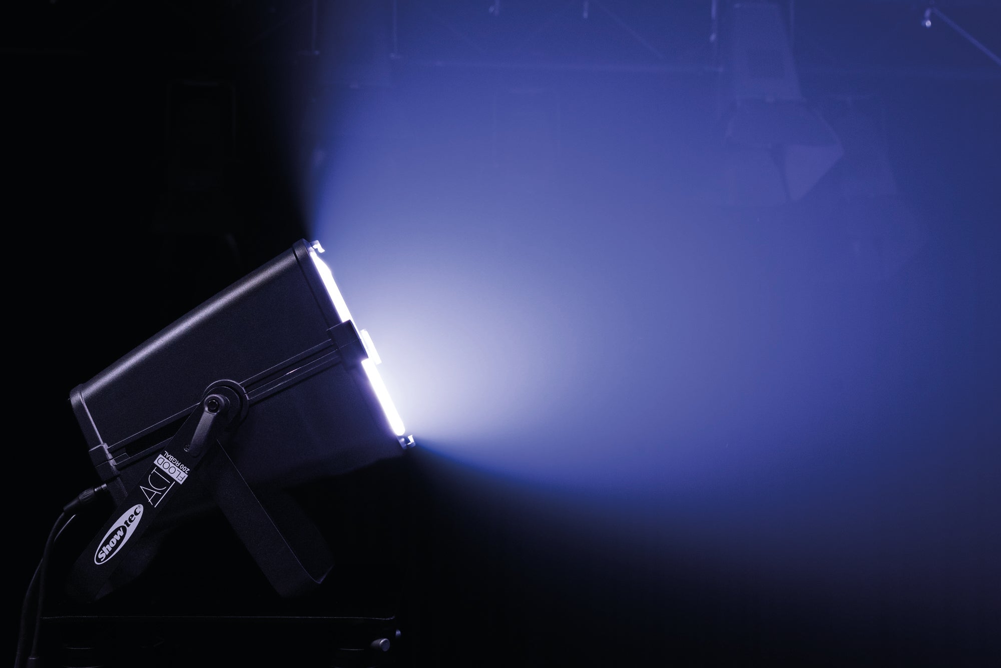 SHOWTEC ACT Flood 200 RGBAL