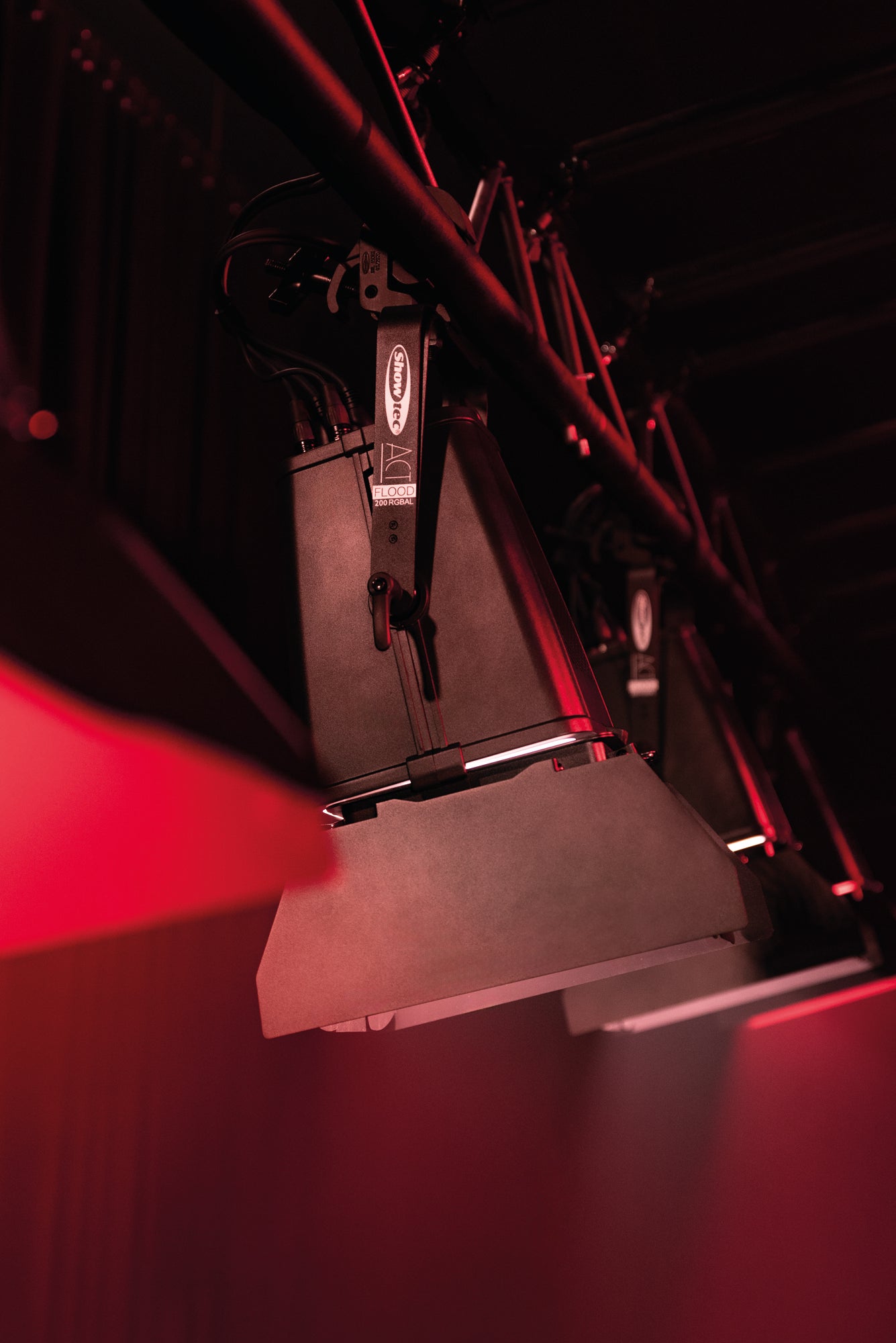 SHOWTEC ACT Flood 200 RGBAL