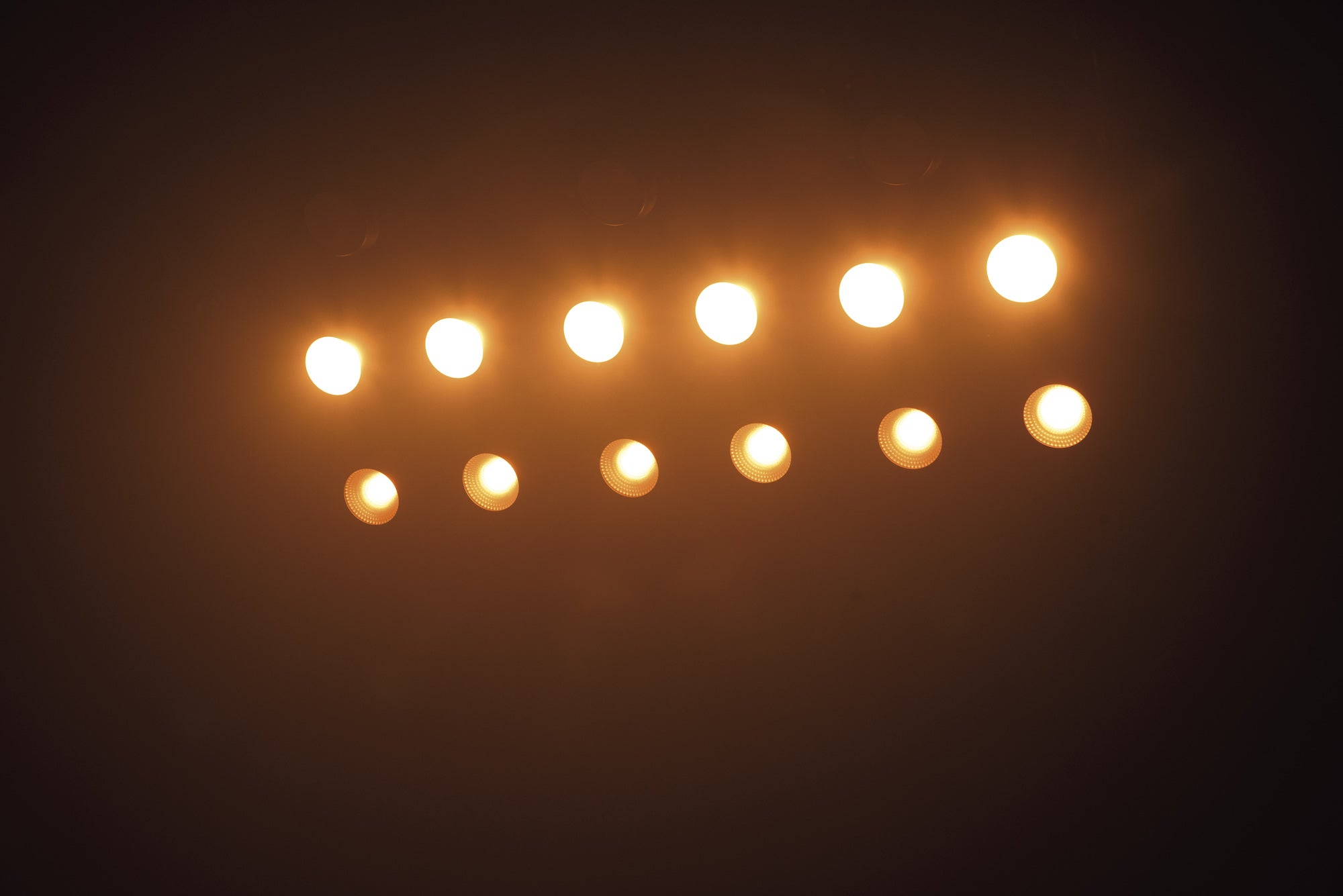 SHOWTEC Stage Blinder 4 LED 4 moduli LED Dual White da 80W