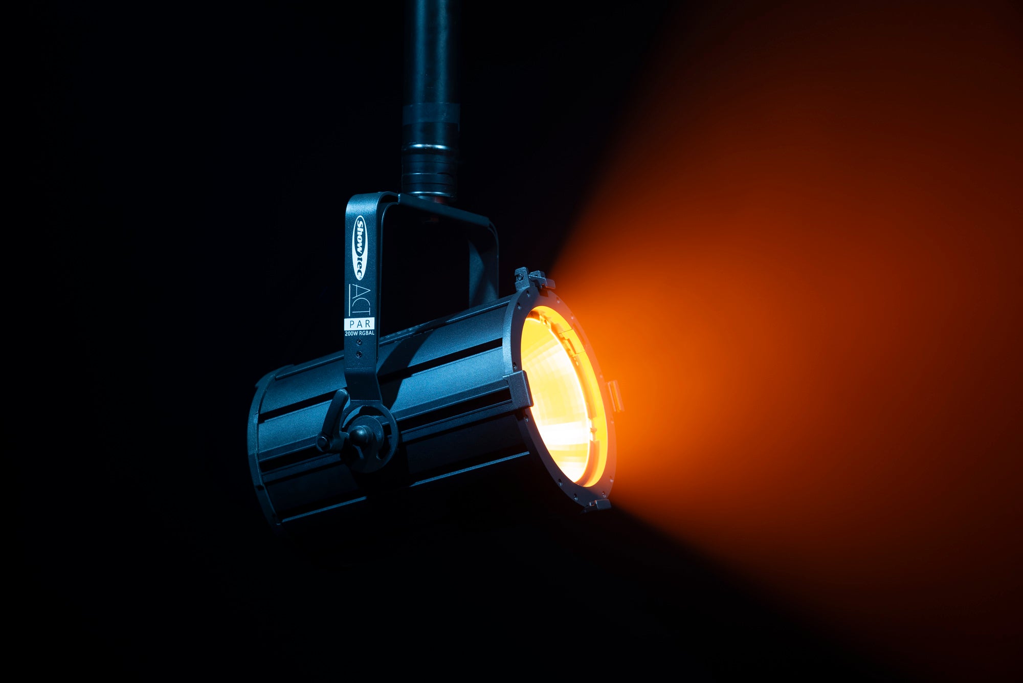 SHOWTEC ACT Par 200 W RGBAL