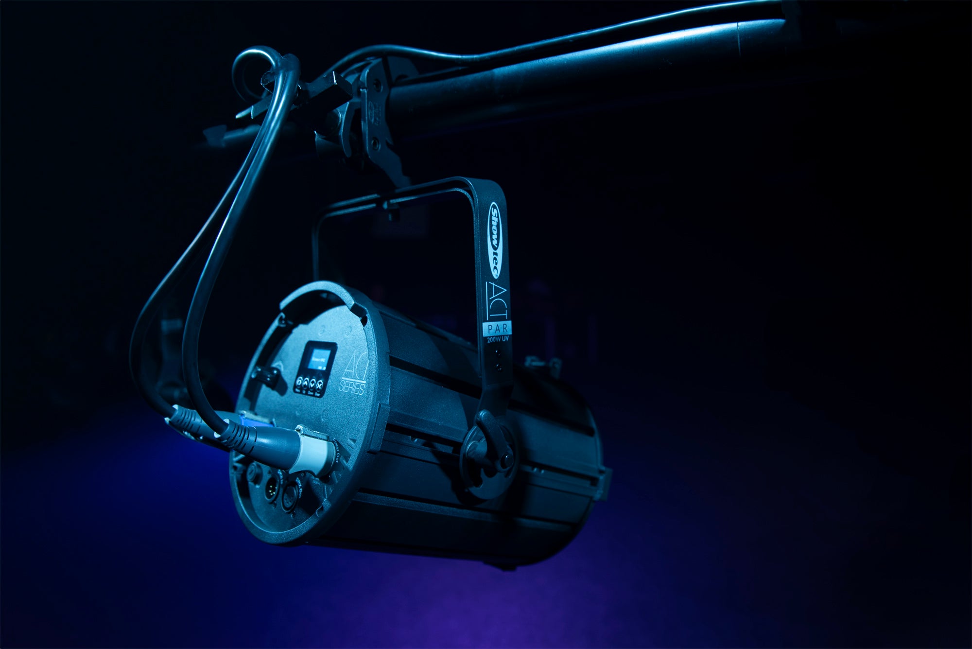 SHOWTEC ACT Par 200W UV