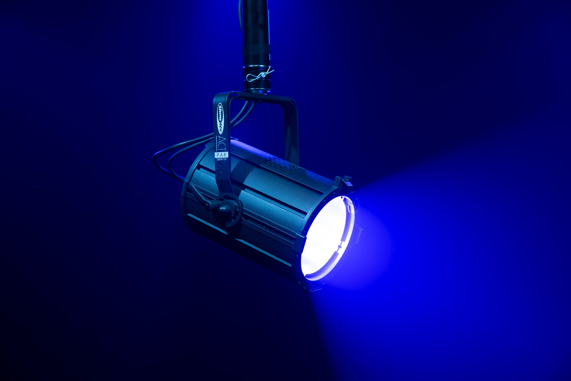 SHOWTEC ACT Par 200W UV