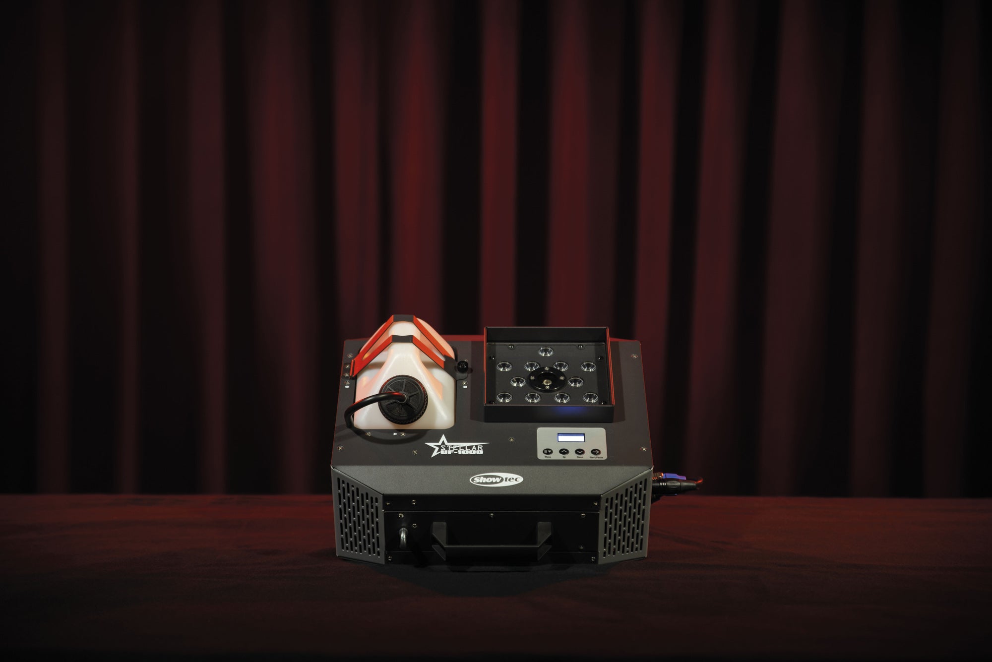 SHOWTEC Stellar UF-1000 Upright Fogger
