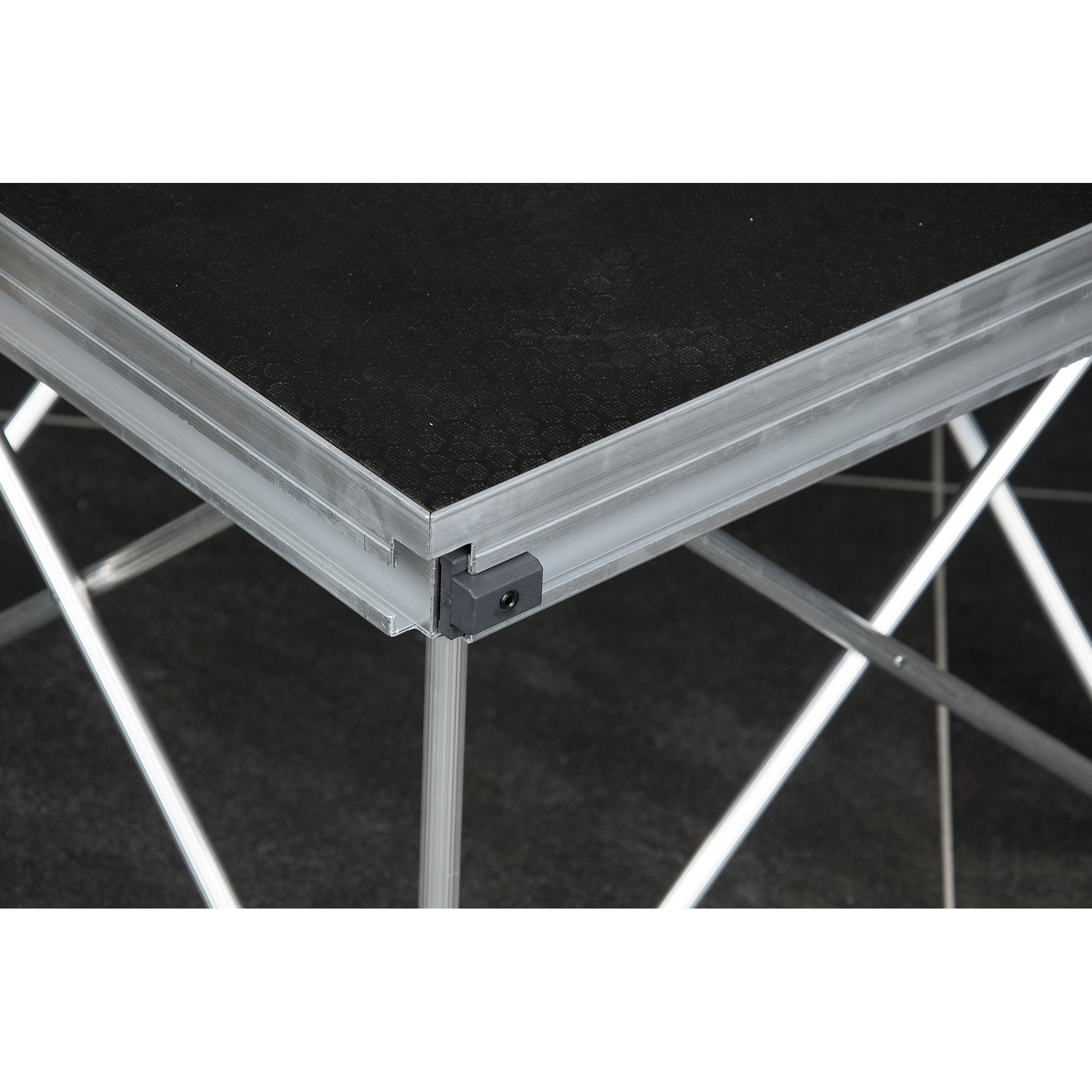 SHOWGEAR Mammoth Stage Self-leveling Insert