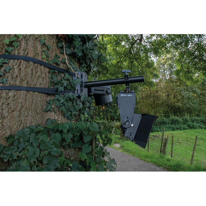 SHOWGEAR Tree & Pole Mounting Bracket MKII